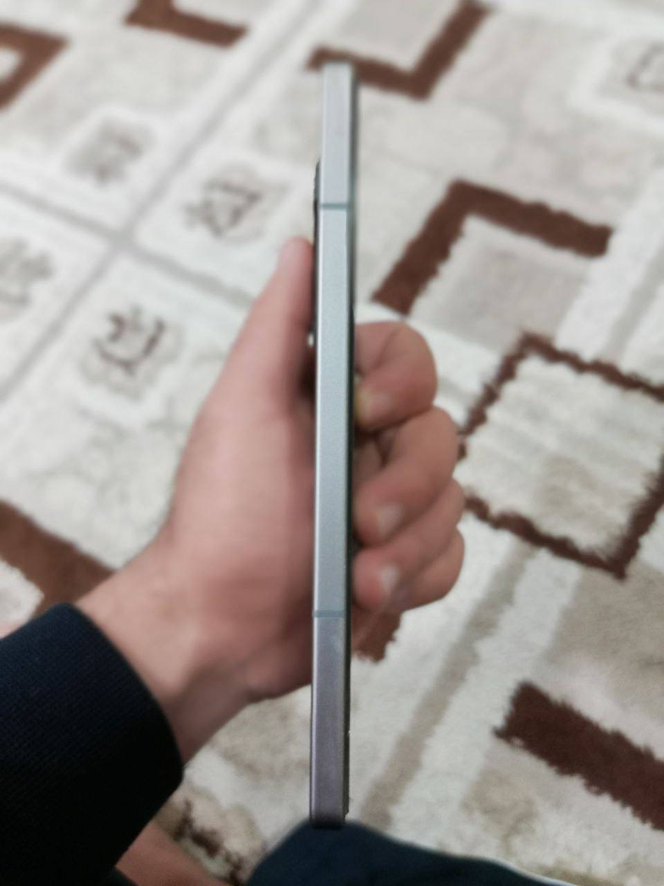 السلام عليكم للبيع :
📱Infinix Note 50 Pro
🖥 الشاشة
• الشاشة: 6.78 بوصة AMOLED
• الدقة: 1080×2436 (FHD+)
• معدل التحديث: 144Hz
⚙️ المعالج والنظام
• المعالج: MediaTek Helio G100 Ultimate
• عدد الأنوية: ثماني النواة
• النظام: Android 15 مع واجهة XOS
💾 الذاكرة
• الرام: 8GB / 12GB
• الذاكرة الداخلية: 256GB
📷 الكاميرات
• الكاميرا الخلفية: 50 ميغابكسل (OIS)
• كاميرا واسعة: 8 ميغابكسل Ultra-Wide
• الكاميرا الأمامية: 32 ميغابكسل
🔋 البطارية والشحن
• البطارية: 5200mAh
• الشحن السريع: 90W
• الشحن اللاسلكي: 30W
📡 الاتصال والمميزات
• يدعم 4G
• بصمة تحت الشاشة
• سماعات ستيريو
• منفذ USB Type-C
• Wi-Fi
• Bluetooth
• يدعم شريحتين SIM.

للتواصل على هذا الرقم واتساب 
***********
