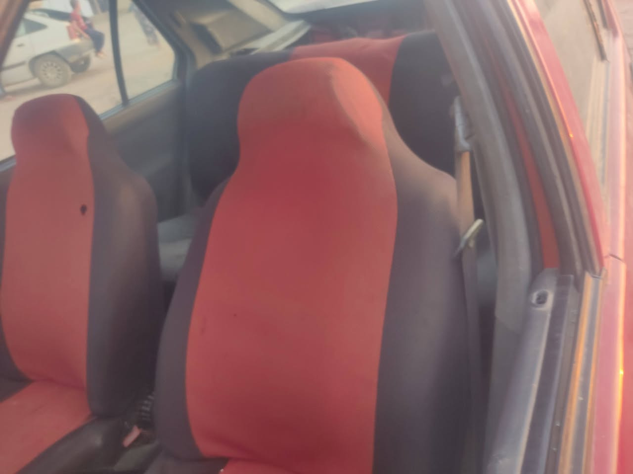 السلام عليكم رينو للبيع  سنويه خضره /***********
