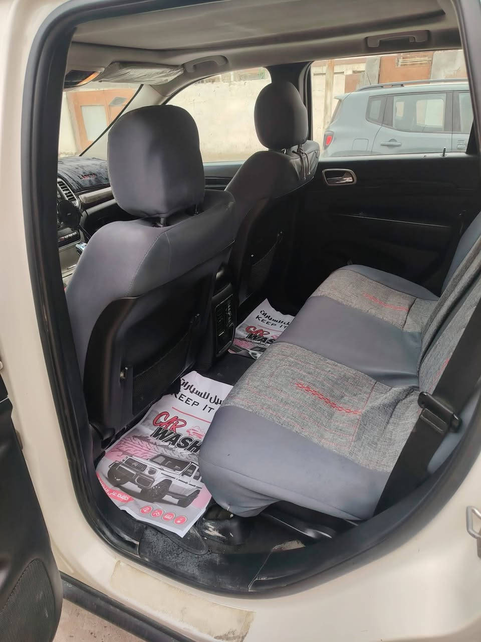 السلام عليكم
جيب لاريدو موديل 2012رقم بغداد بأسمي تحويل ثاني يوم وسونر موجود بالصور 
السعر 145
مواصفات
بانوراما ويل عشرين جديد مع تاير تحكم ستيرن كراسي كهرباء بجم جديد بالكامل بكلايتات جدد صدر جديد امامي خلفي فور ويل وملغي مسوي تو ويل  اكسل جديد كير جديد وبيه ضمان تورباين واويل بم  ضمان 6 اشهر محرك جميع تفرعاته جدد منضومه بانزين جديده عبوه موبر اصلي واتر بم اصلي براد دهن اصلي تراي للبصرة سياره مال جناي  السياره بدون دواخل  بس براكيت صفحه السايق معدل وارد كندي خير من الله شوف بعينك احسن والسونر بالمنشور  مكاني بغداد


**إذا كنت صاحب هذا الإعلان وتريد حذفه لأي سبب، رجاءا أرسل رسالة إلى الدعم الفني**