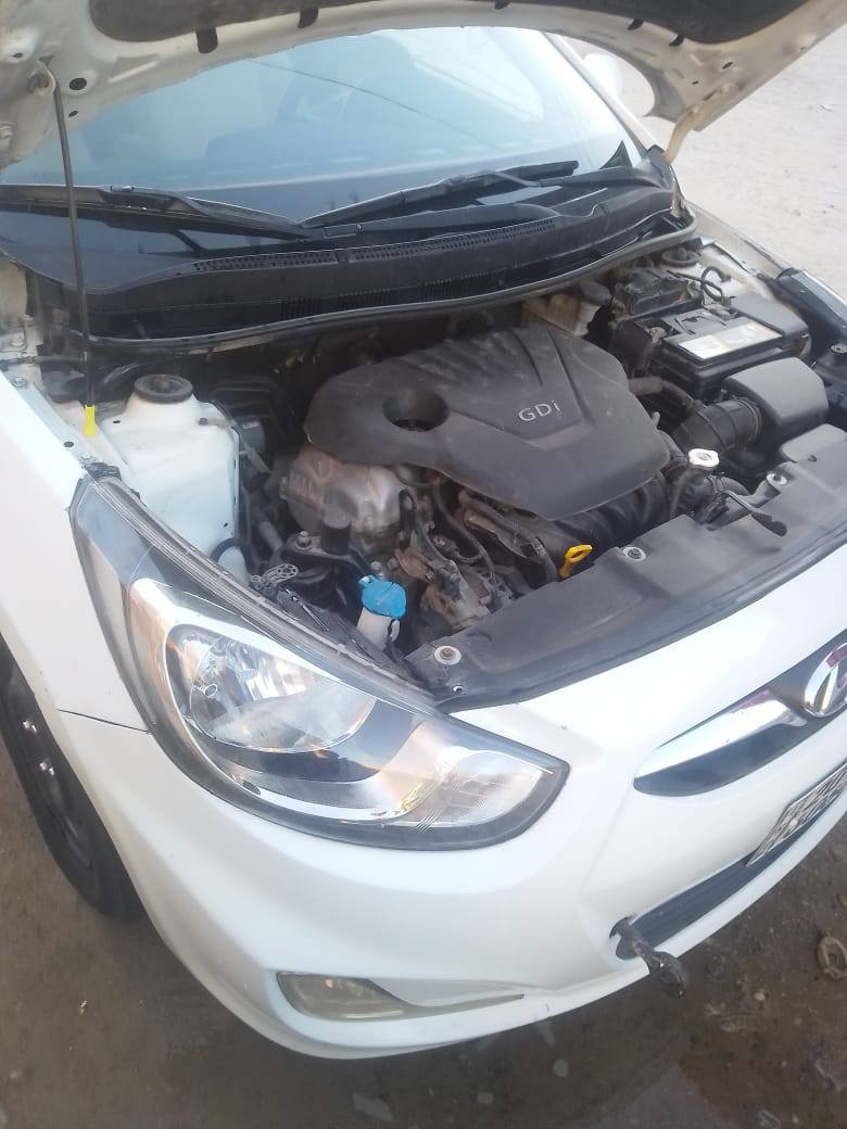 اكسنت موديل 14 امريكي مكينه الف وستميه كامله من كلشي تبريد ثلج ماشيه 120 الف بيه قطع صبخ تبديل جاملغ امامي بلادي كل دواخل مابيه سياره حلوه رقم ديالى رقم جديد هزه بعده مكان السياره بغداد الغدير السعر 78 وبيه مجال رقم الهاتف *********** ابو علي
