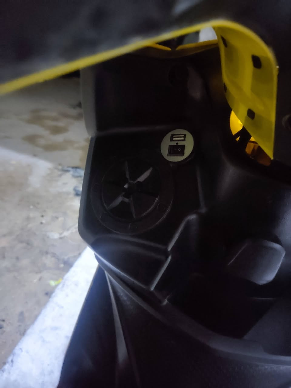 عندي هاي دراجة
اخذتها قبل فترة ب 925 من الوكيل
هسه كابريته تعبانه
الي تفيده ينطيني سعر
مكاني بصرة كرمة علي


**إذا كنت صاحب هذا الإعلان وتريد حذفه لأي سبب، رجاءا أرسل رسالة إلى الدعم الفني**