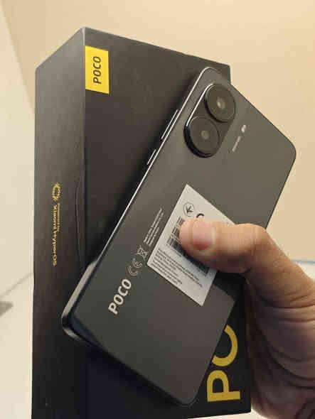 يارزاق 
متاح بوكو اكس7برو
ذاكرة  512/12
غراض كامله
ببجي 120 فريم
السعر  365 الف
***********
 ***********
مكاني محاويل يتوفر توصيل بابل كربلاء الهندية
