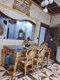 عندي ميز طعام ملكي للبيع للأستفسار المراسلة على الخاص او على الواتس اب...