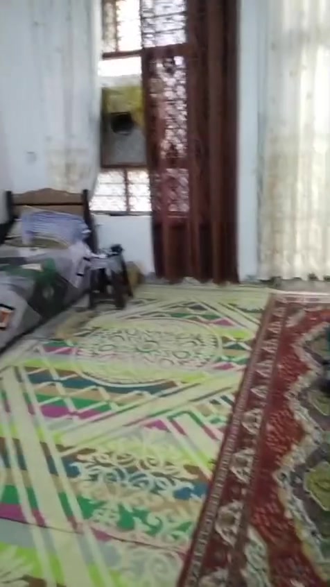 بيت للبيع مساحته ١٣٠ متر الكهربا والمي والتبليط بل باب بخمسه دونم جسر الجديد البيت بس الارضيه نقص طابق ونص سعره 
45 وبيه مجال


**إذا كنت صاحب هذا الإعلان وتريد حذفه لأي سبب، رجاءا أرسل رسالة إلى الدعم الفني**