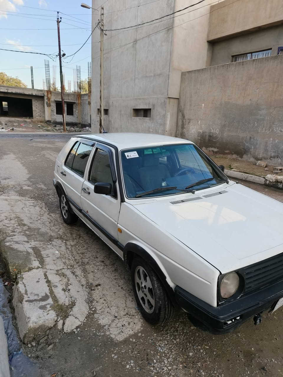 كولف للبيع
موديل 1989 

محرك 0.8

كير شرط محرك بدايت صرف

صبغ بيها مكانات

كابون بيها 

شرط التحويل

مكاني بل موصل ايمن 

السعر26بيها مجال قليل 
غير متواجد على الفيس 

***********
