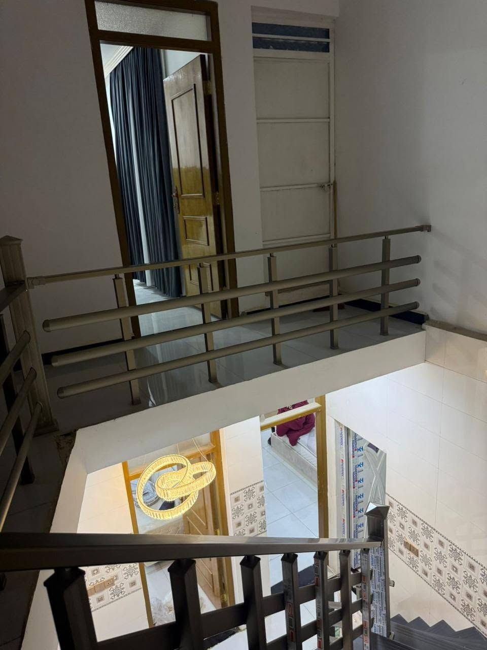 🏡 للبيع للبيع للبيع 🏡

دار طابو زراعي (سند 25)مستعجل ومتوازي وبسعر ممتاز

✅ بناء حديث ونظيف ومرتب✅ المساحة: 90م²✅ الواجهة: 11م✅ طابقان

يحتوي على:▪️ غرفتي نوم▪️ استقبال▪️ مطبخ▪️ مجمع صحيات

📍 العنوان: منطقة زوير قرب جسر بته

للاستفسار ومعرفة جميع التفاصيل:🏢 مكتب الكوثر للعقارات والمقاولات

📞 اتصال:*********** ➡️ 

📲 واتساب:*********** ➡️
