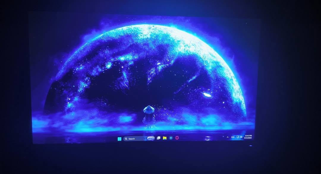 شاشة سامسونج 24 بوصة بدقة 1080p وتردد 75Hz ونظيفة جداً وبدون أي عيوب مع واير HDMI الأصلي والكارتون.
ب75 الف.
مكاني بصرة/هارثة وما عندي توصيل.


**إذا كنت صاحب هذا الإعلان وتريد حذفه لأي سبب، رجاءا أرسل رسالة إلى الدعم الفني**