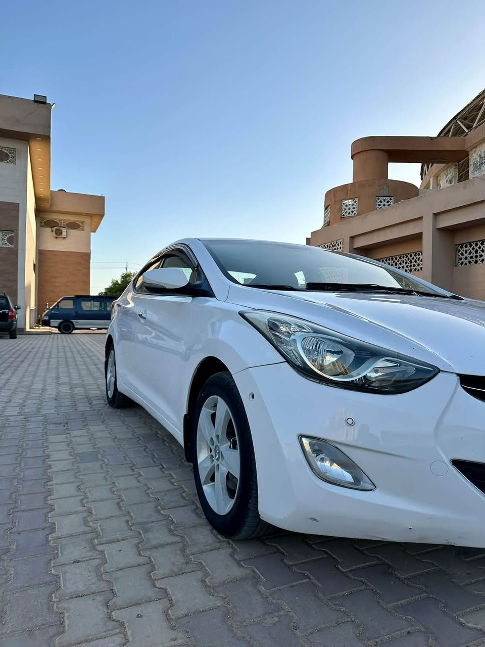السلام عليكم
النترا موديل ٢٠١٤خليجي لون ابيض 
 داخل  لونين صاج تحكمات ستيرن  حساس فتحه
صبغ قبق الجنطه والجاملغ الخلفي على كد شبرين بدون دواخل بدون تبديل  
كفاله شاصي ومكينه وكير وايرباك 
تبريد ثلج بشرط 
السونار مرفق بلمنشور 
مكينه ١٨٠٠ دوش 
رقم بغداد الدولي  
رايدها ب ١٠٤ وبيها مجال بسيط 
مكان السياره بغداد / السيديه / حي الاعلام

للاستفسار على الرقم  

***********
