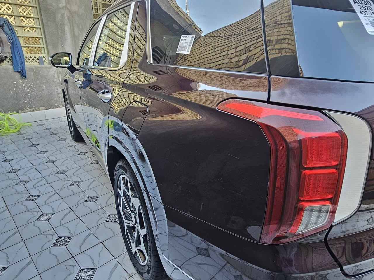 هونداي باليسايد 2021 فئة كلكرافي  فول 1/1 اعلى فئه
1 - اللون كرزي

٢ ..تريد تحويل تريد وكاله 

3 - الرقم / اربيل  الجديد 

4-  شاشة عرض(داتا شو)

5- المحرك   v6    3.8 <كير ومحرك شرط  +تبريد ثلج❄️>

6- بصمة تشغيل + بصمة ابواب +تشغيل عن بعد

7- بانوراما اسود كنتاري

8-  فتحة سقف عدد ٢

9- سماعات هارمن 

10- رادار امامي  + خلفي+رادار جانبي  

11- حساسات امامي + خلفي 

12-  كامرات عدد 6  360 درجة 

13- كشنات امامي خزن ميموري 

14-  كشنات كهربائي تدفئة وتبريد

15- كشنات جلد ابيض ملكي+٧ راكب قلاب كهرابائي 

16- انارة داخليه (محيطيه) + انارة دشبول 

17- بردات جانبية

18- تبريد مركزي امامي + خلفي منفصل التحكم

19-تحكم ستيرن + شفتات

20- تدفئة ستيرن 

21- مرايا هيتر + تعتيم 

22- صندوق كهربائي شفط

23 - وضعيات قيادة  (٥)

24- ويل كب حجم  ٢٠ 

25- اوتو هولد + نقطة عمياء 

26- سايد بريك بصمة + مثبت سرعة

27- شحن لاسلكي 

28 - إشارات بالمرايا  + إشارات جانبيه

29 - اوتو بريك 

30 - تحديد مسار

31 -شاشة ديجتال كبيرة

32 -تشغيل عن بعد .

33 - استيرن رجاج

34 - دفع رباعي

35 - نظام مانع انزلاق 

36 - نظام نزول منحدرات 

37 -كشنات Vip منفصل ابيض ملكي

 والكثير من المواصفات لم تذكر بعد

حادثه جاملغ مبدل +صبغ ربع باب السائق

مكان السياره الناصريه حي الفداء

السعر265وبيه مجال بصيط 

***********

***********
