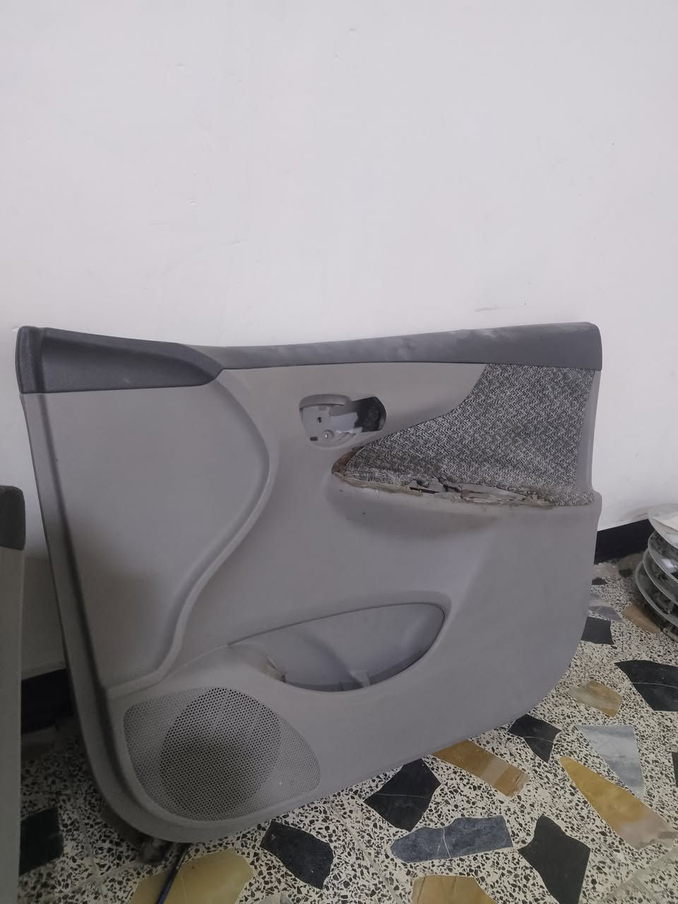 البيع بطاين كورله سعر 100 تخم  4 عنوان نجف ***********
