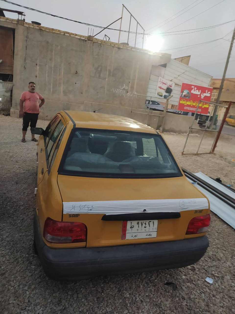 سايبا موديل 2012 كير ومحرك جدد وشواصي نظيفات وتبريد شغال وتخم تاير خط ابيض والسياره جاهزه ونظيفه رقم بغداد الماني ومصفره هيئه وغرامه للاتصل *********** سعرها 25وبيها مجال بسيط مكانها حله مركز المدينه
