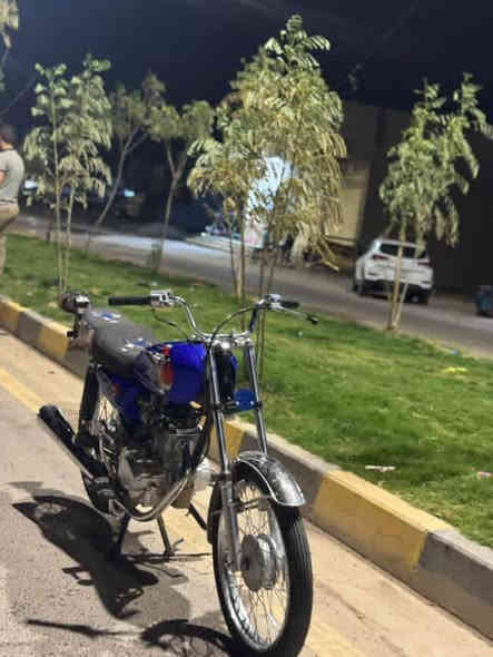 سلام عليكم دراجه للبيع سيجي نامه 25 دراجه وكاله 5 تبديلات دهن بس دراجه شلعه معدل تخبل دراجه ناعمه فول  مختمه نامه ب 650 وبيه مجال شي قليل لل شراي رقمي للتواصل ***********
