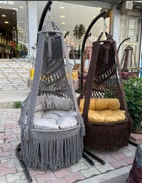 مرجوحة • عش ضخم