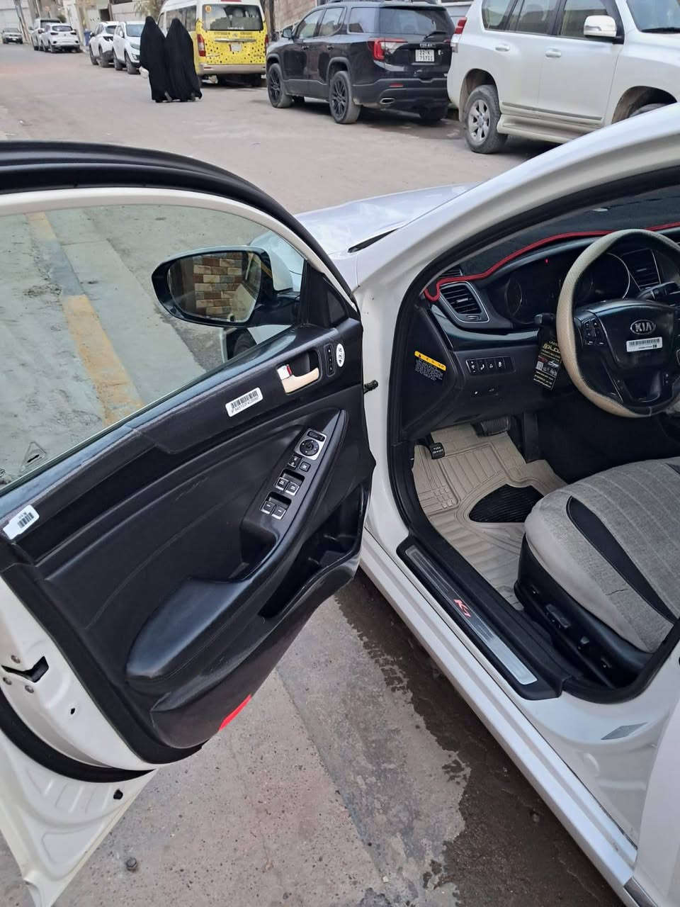 السلام عليكم كادنزا موديل 13 سياره جديده وجاهزة محرك وكير وتبريد مكفولات والسونار بل مشور *********** مكلف بل نشر
