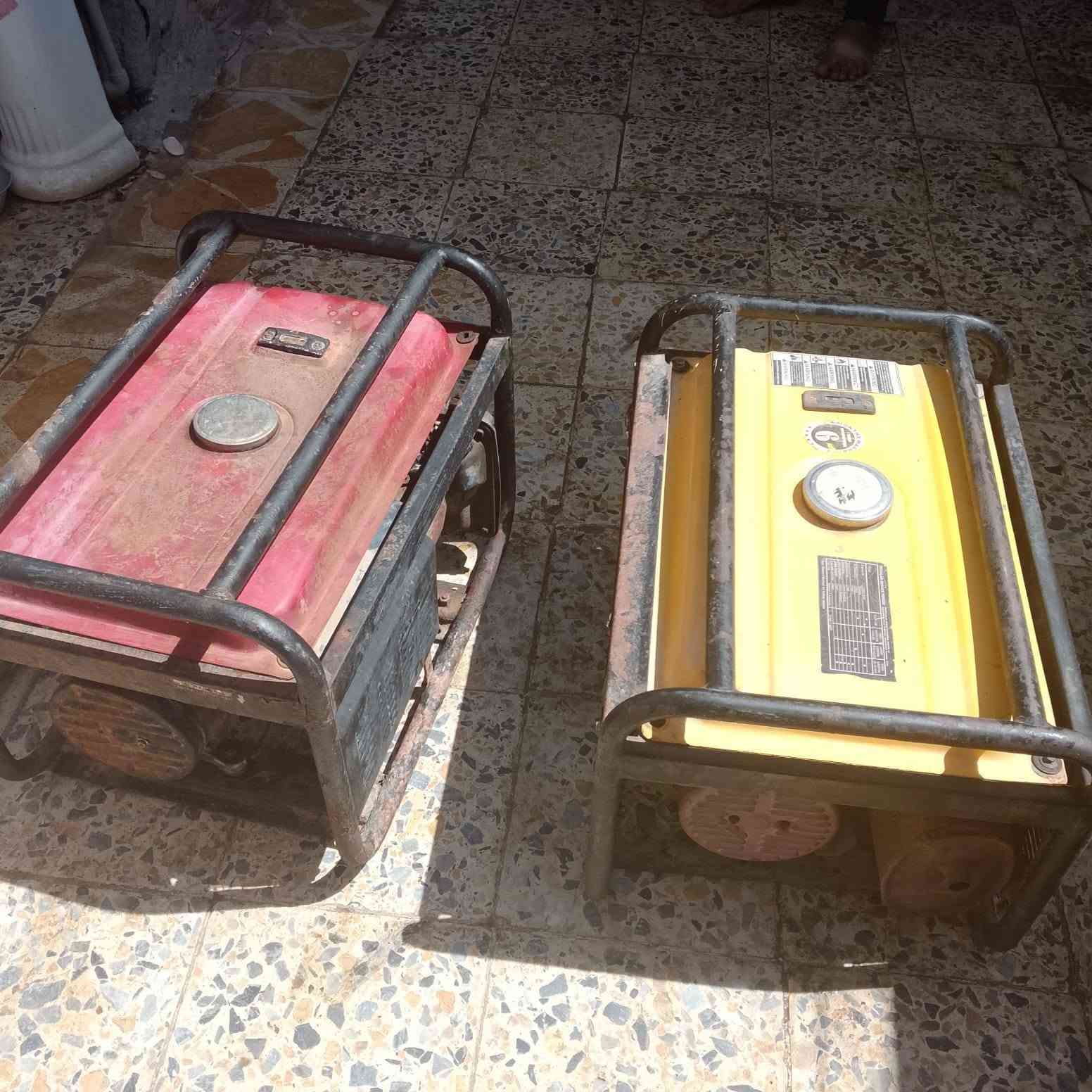 سلام عليكم مولدات للبيع عدد2 شغالات العنوان ميسان برمانه سايدين سعر الوحده 125, رقم ***********
