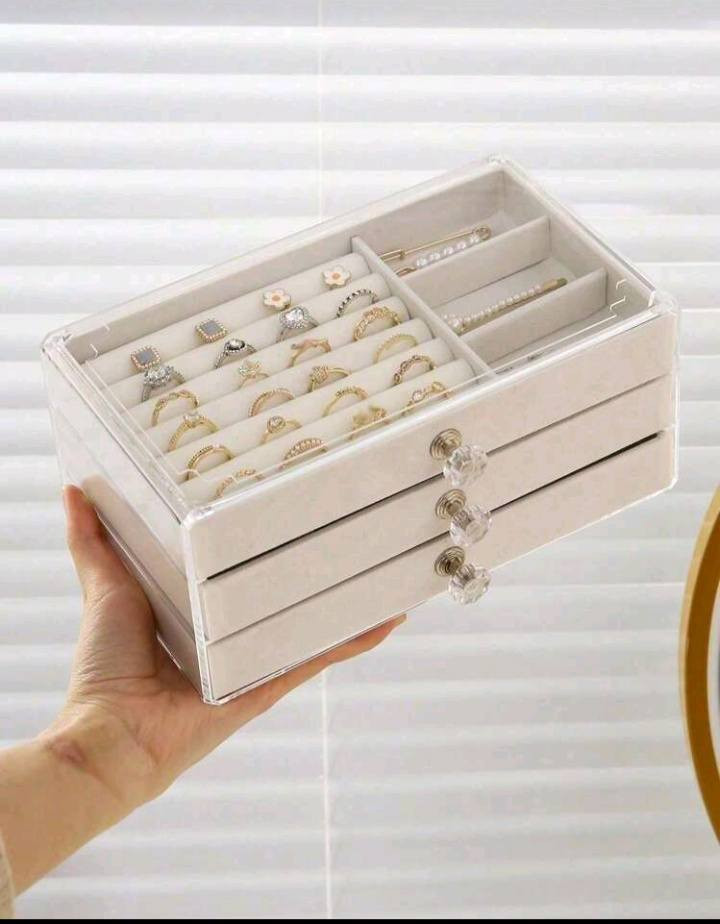 صندوق اكسسوار الحجم الكبير باللون الرصاصي والاوف وايت 

بسعر 15 الف والتوصيل مجاني 

للحجز خاص والتوصيل مجاني لكل المحافظات ❤️ 
#instagram #اكسبلور_فولو  #fypppppppppppppppppppppppppppppppppppppppppppppppppppppppppppp
#instamood #explore


**إذا كنت صاحب هذا الإعلان وتريد حذفه لأي سبب، رجاءا أرسل رسالة إلى الدعم الفني**