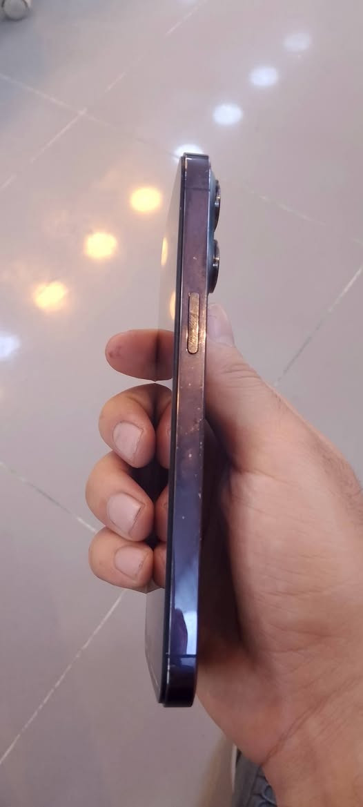 السلام عليكم ١٤برو برو ماكس مبدل شاشه أو كامره ٥٢٥ ذاكره256 بطاريه 81 مكاني المنصور ١٤رمضان رقمي ***********
