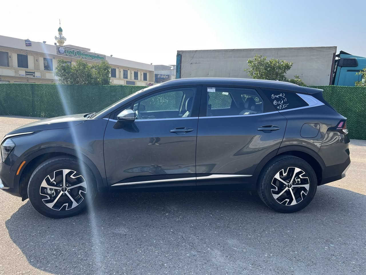 سلام عليكم هايبرد سبورتج مديل 2025 دخول جديد ماشيه 4000 م وقابل لزياده رقم بغداد بسمي سياره بدون صبغ فول من عده فتحه مبدل بيه جاملغ نفس لون والباب بيه بارد مكاني بغداد مدينه الصدر *********** كشنات جلد وتدفده سعر 22ونص
