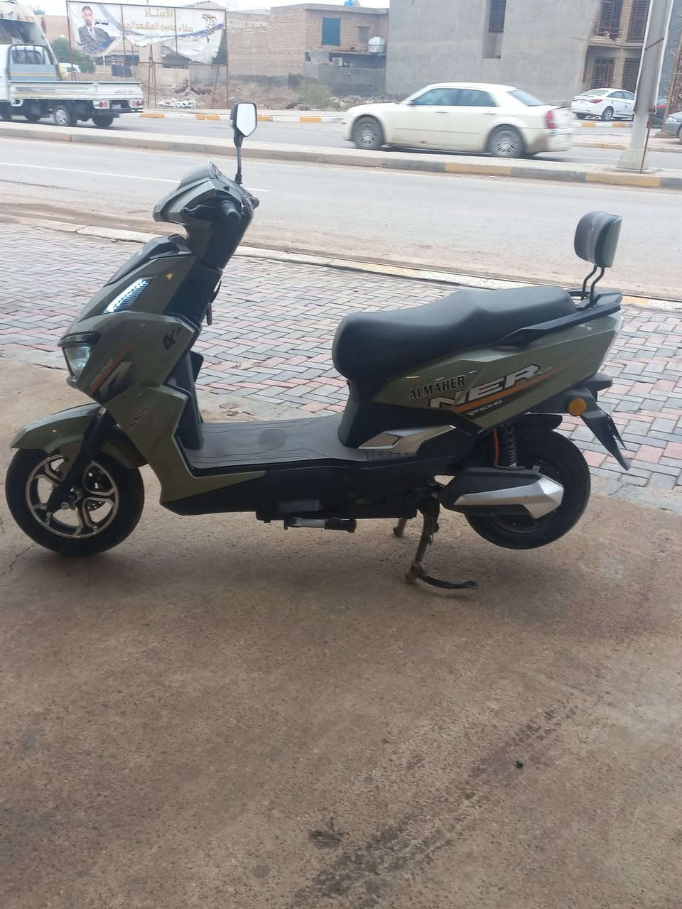 دراجة سكنس نثية شحن وليس بانزين 
فقط امراية نقص دراجه كلش نظيفة ماشيه 1796
للتواصل ***********
او الاتصال ***********
