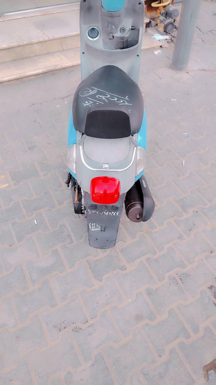 دراجه بليسي مكفوله ملت معرظ صله قلشهر ختم واحد دخل رصاصي جديده برقي مافتوح بيه السعر مليون بيه مجال بصيط *********** كربلاء
