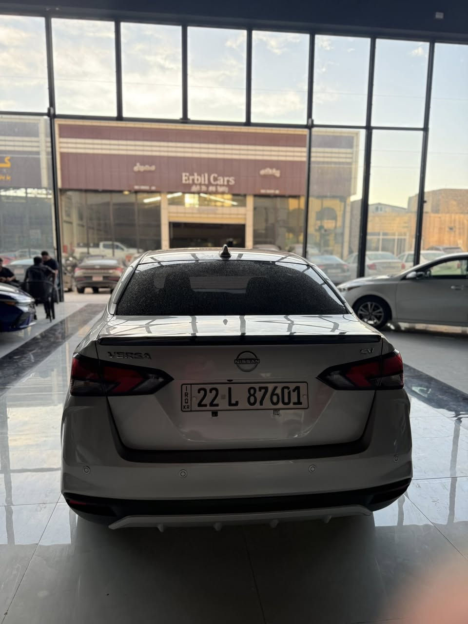نيسان فيرسا 2023 SV
بدون صبغ بدون دواخل ماشي 50 الف مايل 
دبل ايرباك طاك كير محرك رادار حجر مكفول 

المواصفات 
بصمه تشغيل / رادار امامي / حساس خلفي 
ويل كب / شاشه وكامرا خلفيه 

مكان السياره اربيل 
السعر ١٢٧ مجال قليل بعد المعاينه
واتس واتصال ***********
