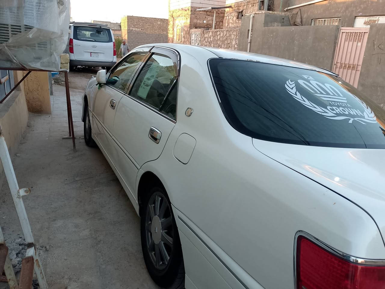 السلام عليكم ملكه للبيع الديبور الصغير ماكينه وقير كفاله حداديه جديده موديل 2002 سياره مفحوصه بس ما مدفوع القمري والرقم السياره فول فتحه برده شفط اموري شفط ثلاث دقم ستيرن كهربائي كشون كهربائيه تبريد ثلج بس وكاله السياره باسمي مو باسم تاجر كفاله عامه من الصبغ ومن الضربه القويه ما بيها ضربه او بيع او مراوس السعر ب ب 80 او بيع او مراوس العنوان النجف الاشرف اني ما اقرا ولا اكتب بس اتصال فقط رقم الهاتف بوساب*********** هذا الرقم بي واتساب وهذا رقمه الثاني ***********
