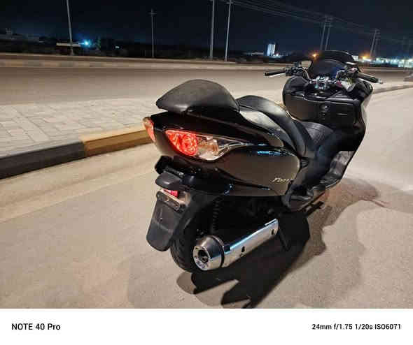 دراجه للبيع فورزاه 08كرستال عميه بلاد 
جديده نضافه 90/:
العنوان ميسان للاستفسار اتصال علئ الرقم *********** عمارة
