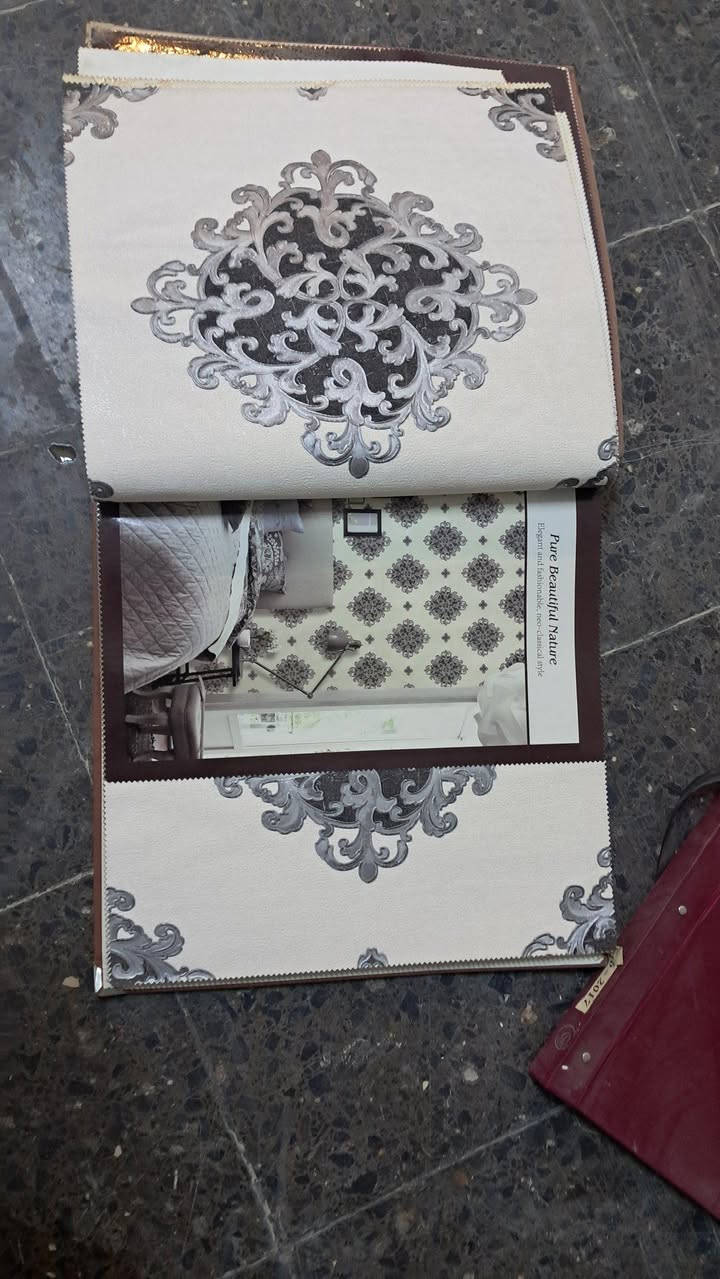 ورق جدران عر الرولة ٥٢ سم طول ١٢ متر  منشا صيني والماني ذات نقوش جميلة وخامة ثقيلة الكمية ٧٠٠٠ رولة. سعر الجملة ٣٠٠٠ دينار للرولة الواحدة مع. مناظر طبيعية ورقية ثري دي بقياسات ٦متر مربع فما دون سعر المنظر جملة  ٥ الاف دينار الفلوجة, الأنبار


**إذا كنت صاحب هذا الإعلان وتريد حذفه لأي سبب، رجاءا أرسل رسالة إلى الدعم الفني**