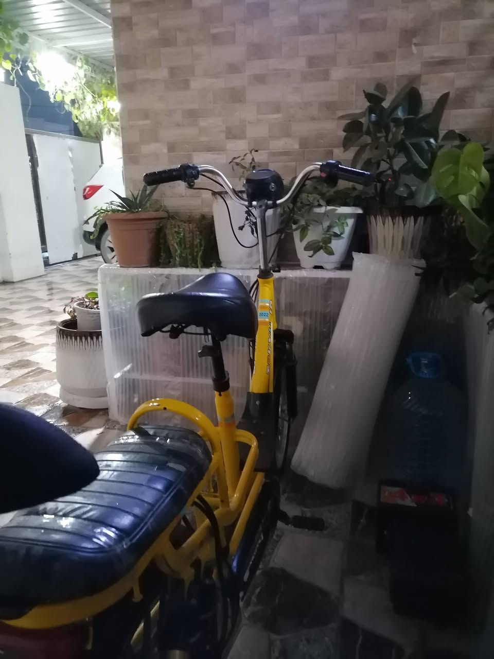 سلام عليكم باسكيل شحن للبيع حجم 20 بدون بطاريه شغال عنوان كركوك سعره 100 الف ومجال بسيط للا استفسار خابر عله رقم ***********
