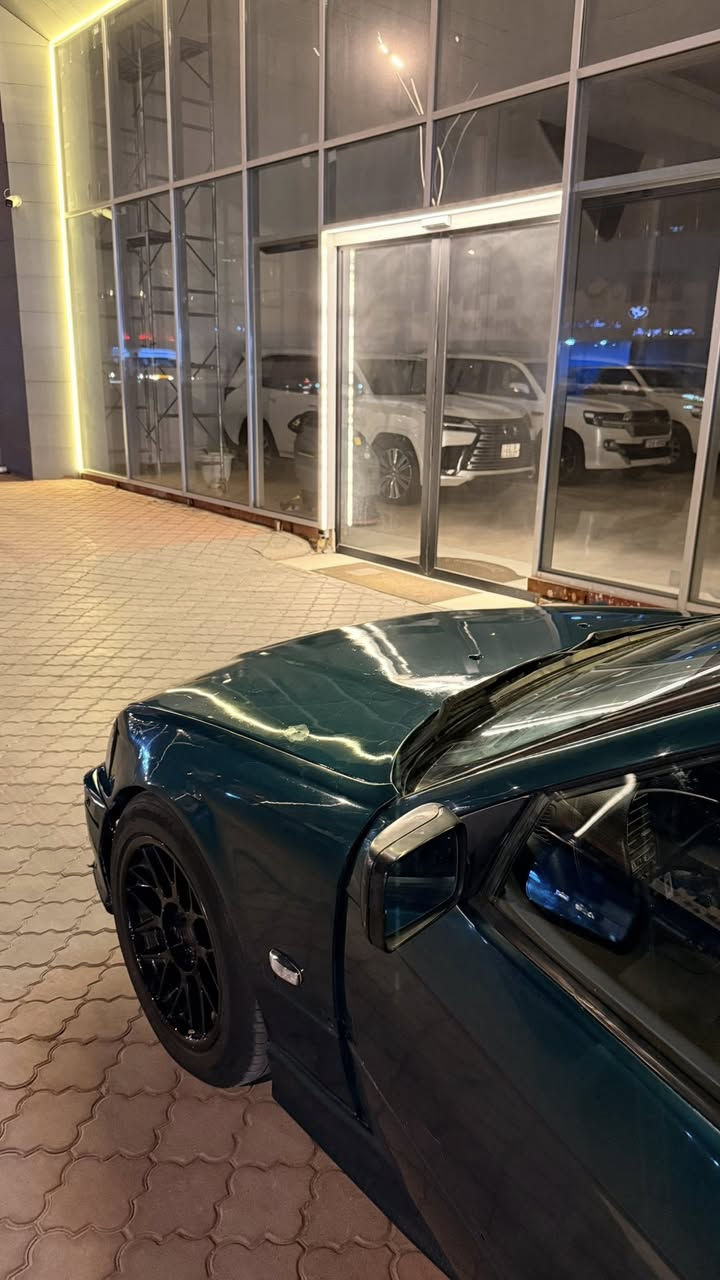 سلام عليكم البيع
BMW. e36. 1995. 325.
سياره حلوه ونضيفه رقم بغداد سنويه لل٢٠٢٧ شرط التحويل محرك ٢٥ بي بدايه خيط خفيفه  اكسل قفل ٨برغي  شرط سرعه وشلعه  ومعدل تاكل الشارع  صافيه  كلش دواخل جديد رياضي سياره يرادلهه لمسات بسيطه كلشي شغال بيها تبريد تدفئه  شاشه اندرويد. كير عادي سماعات حلوه السياره كلها جاهزه   سعرها40تعجبك  هلا بيك  البصره رقم الهاتف ‭0773 837 7863‬
