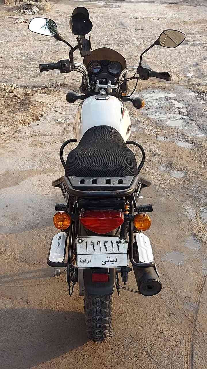 بوكسر كلاسك  
السعر ١٨٠٠ وبيها مجال 
***********
حي العامل مقابيل المسبح
