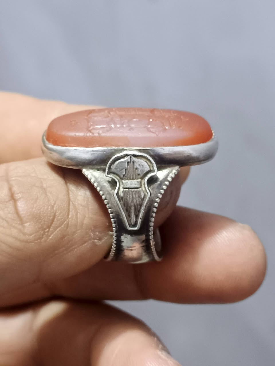 للبيع سعر خاص توصيل مجاني
***********
