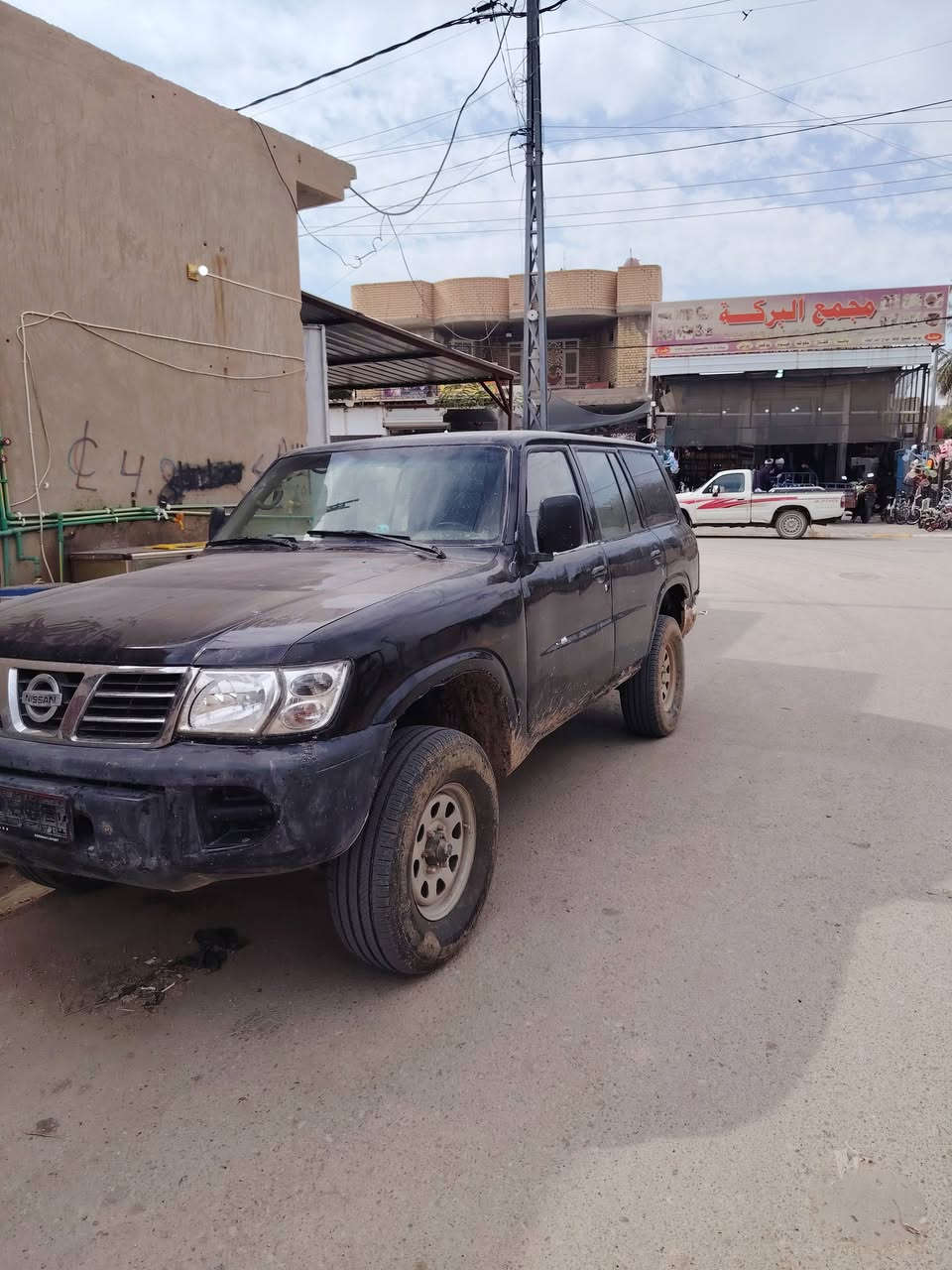 السلام عليكم  باترول سلك 2003 مزاد وزاره الداخليه محرك مكفول لا تنقيص لا تبخير ترايك للبصره المكان واسط  السعر 60 ورقه وبيها مجال للطيبين مكفول من الضربه والجفيه وال كلبه مرشوشه فقط *********** تستلم وثيقه استلام العجله مع مكاتبه مع وكاله ام الباركود ومعاملتها جايه
