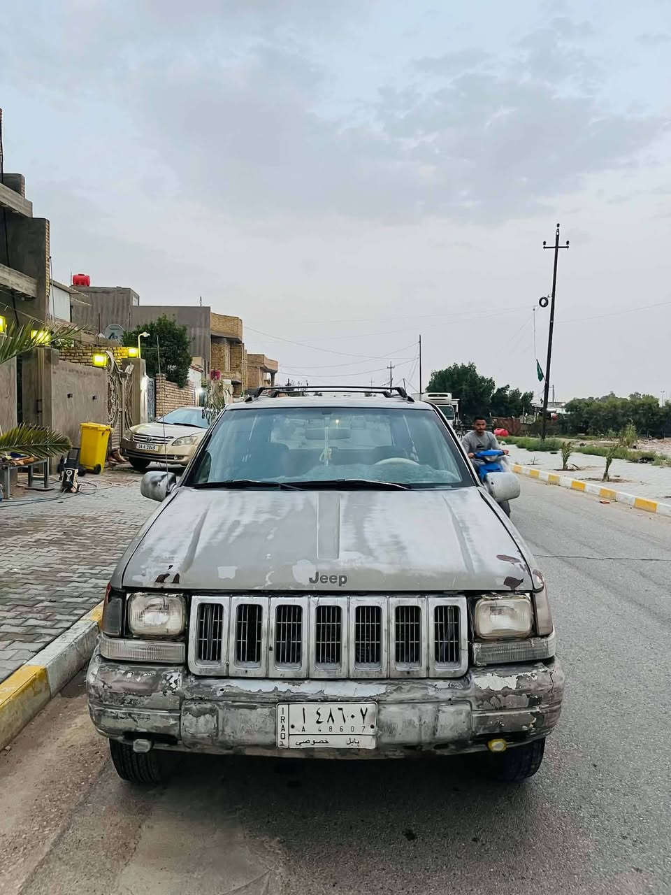 جيب شيروكي موديل 98 رقم الماني سنوية مساقطة مشروع وطني مكينة وكير vvt كهربائيات كلهن يشتغلن تخم تاير جديد مابيها لاضربة ولاصبغ بس بارد ب38$وبيها مجال مكان الكوت ***********
