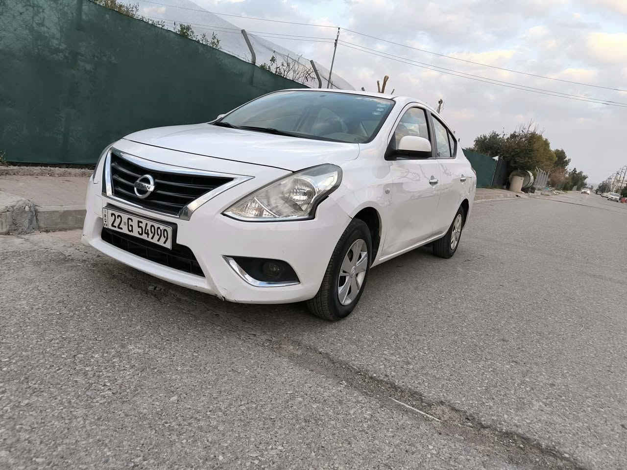 سلام عليكم نيسان لاكشميباي 2020 سيارةكي زور جوان بئ سبوغ بس 3 بست تعديلي هةية دةركةي پيشةوةي لاي سكني گير و مكينة و تبريد بةشةرت سعري 108 وةرةقة و مجالةكي برايانه
***********
