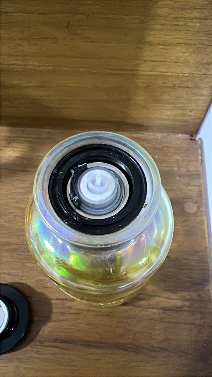 السلام عليكم
عطر "LOVES" من LV 
فقط الاوتو مايزر مالته متوقف 
بشرط الفحص وفاتورته وياه ايضآ :)) 
السعر 200$


**إذا كنت صاحب هذا الإعلان وتريد حذفه لأي سبب، رجاءا أرسل رسالة إلى الدعم الفني**