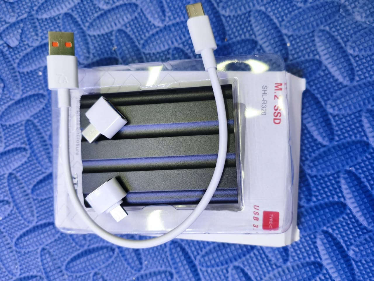 2 تيرا خارجي جديد شرط الشغل
القطعة 30 الف


**إذا كنت صاحب هذا الإعلان وتريد حذفه لأي سبب، رجاءا أرسل رسالة إلى الدعم الفني**