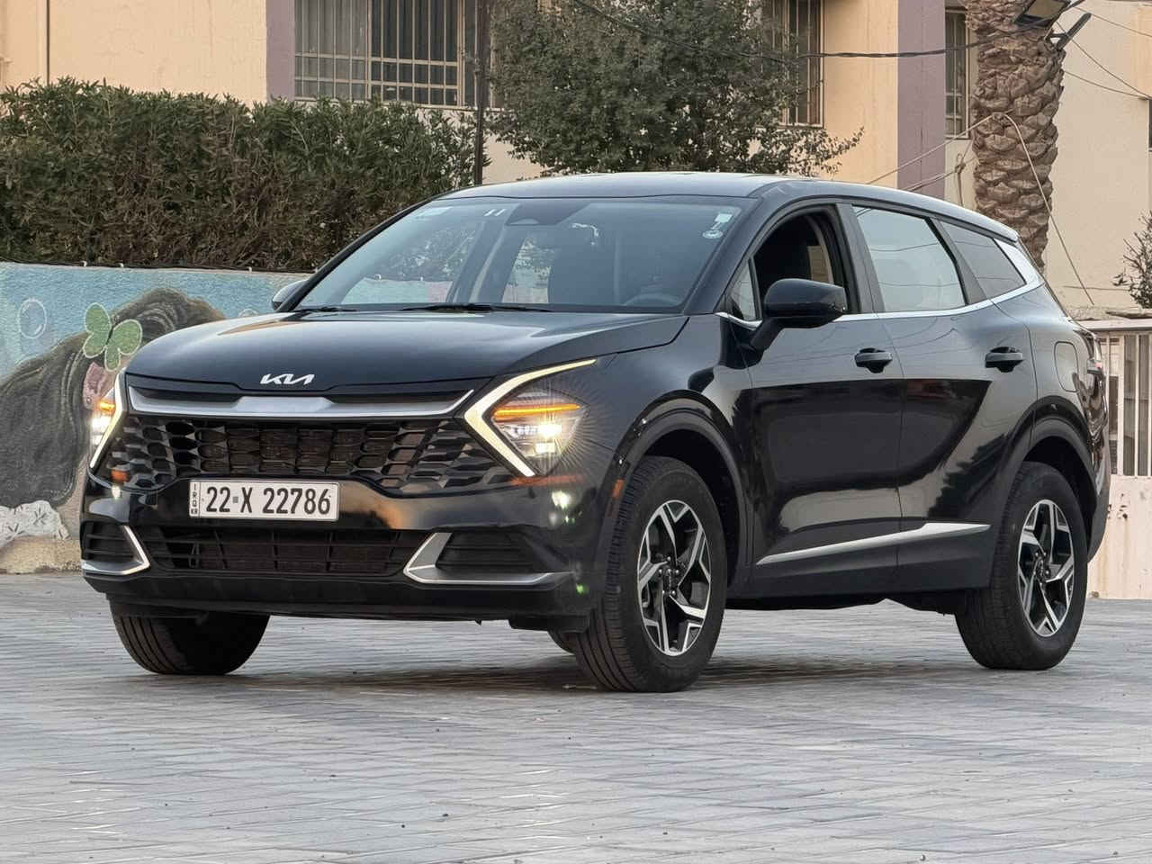 سبورتج 2024 موديل مرقمة اربيل السيارة هزه وفحص وترقيم حديد / تحويل مباشر بأسم المشتري / السيارة وارد امريكي  ضرر جداً بسيط / صار صبغ بيها جزء من البنيد فقط / السيارة ليبل واحد كلها بدون تبديل اي قطعة / جميع الايرباكات سليمة / شواصي لغود كفالة عامة وشرط السونار ابيع 
راديترات ومروحه كلهن بلاديات بوضع الشركة
مواصفات نص
محرك 2500
لايت زينون عالي ناصي
Led لد نهاري 
رادار امامي خلفي ومانع تصادم 
حساس خلفي بلادي
اوتو هولد
فور ويل دفع رباعي 4 x4 
شاشه تدعم كار بلي 
تحكات استيرن جهتين
كروز سرعة
مانع انزلاق ومانع انحدار
أنظمة قيادة متعدده 
تبريد قطعتين 
سونار خلفي 
اطفاء ذاتي 
وتوقف ذاتي 
----- 
بغداد المنصور / الداوودي 
*********** 
واتساب متوفر او الاتصال عالخط
سعرها 198 ورقة
السيارة جديد معنى الكلمة واي نقص مابيها
حداديه وكهربائيات كلهن شرط الشركة بعدهن / كير ومحرك كفالة
