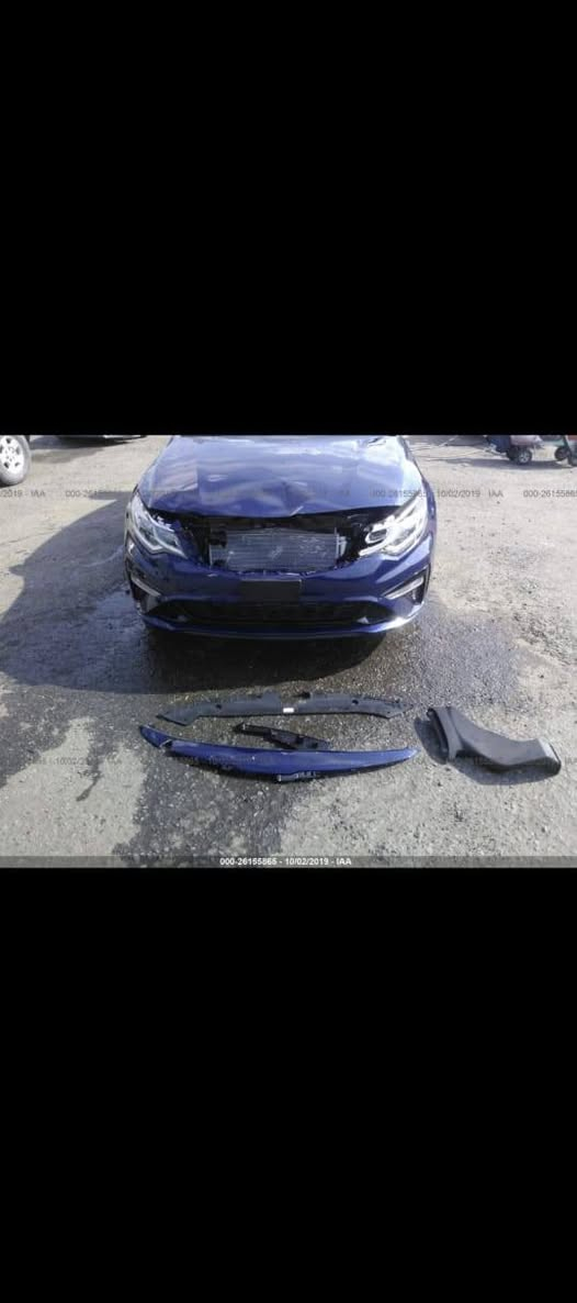 السلام عليكم ورحمة الله وبركاته سيارة اوبتيما رقم ذي قار حره وارد أمريكي موديل ٢٠١٩ سيارة مكفوله من الضربه والصبغ ماعدا مقدمة البنيد بيه بارد قليل وصور الحادث موجوده  بالمنشور سعره ١٣٥ وبيه مجال رقم الهاتف ***********  ناصرية مركز.
