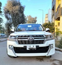 لاندكروز ٢٠٢١ • ماشيه ٥٥ الف • ٨ سلندر ٤٦٠٠