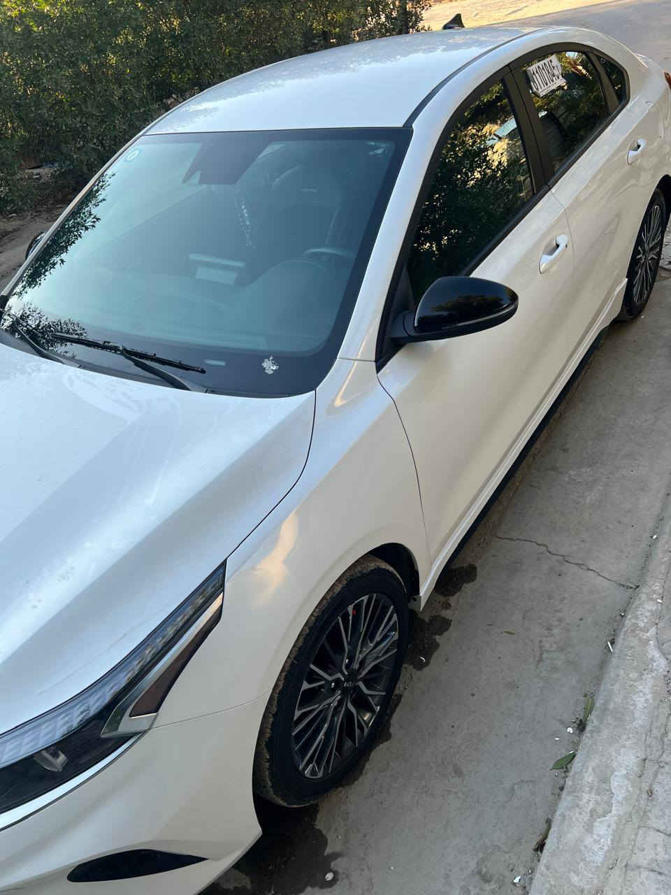 فورتي جتي لاين ابيض رقم بغداد بسمي ماشيه 21 بدون ايرباك بجم كبس حادثها قبق صندوق صبغ بيع فقط مكاني بغداد السيديه السعر165 موبايل ***********
