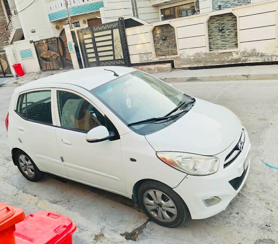 السلام عليكم
هونداي i10  2013 خليجيه شركه العامه مكفوله بيه بس شويه الداير مال الجاملغ الخلفي كلش قليل  كير ومحرك ٤ سلندر وتبريد وصدر كله مكفول مال بيت وكلش حلوه وشاشه وكامره  رقم بغداد بأسمي حولته جديد إنكليزي وهزه جديده العنوان الوزيريه 
السعر 78$ وبيه مجال👍🏻
لتواصل *********** وتساب موجود
