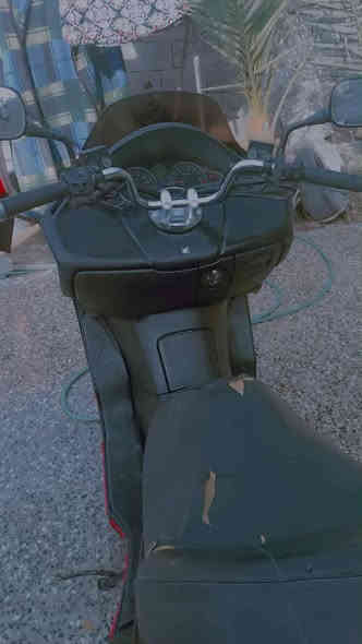 سلام عليكم فورزا 0/8 عميه بلاد دراجه كله شغاله رونات حساسات قفل جنطه قفل بانزين تايرات جدد مكينه ناعمه خير من الله بصمه ومفتاح طوارئ جويتر حاويه بالجيس سعرهه 575 وبيها مجال للاتصال ***********
