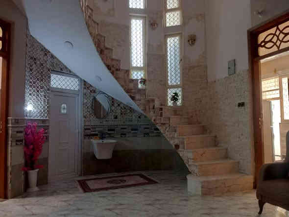 بيت مساحة 200 طابو صرف بناء حديث منطقة مقاطعة 5 (حي جزائر2) قرب دار المسنين متوفر خدمات كهرباء ماء موقع البيت على شارع 30 قريب على شارع العام سعر 150 مليون
***********
