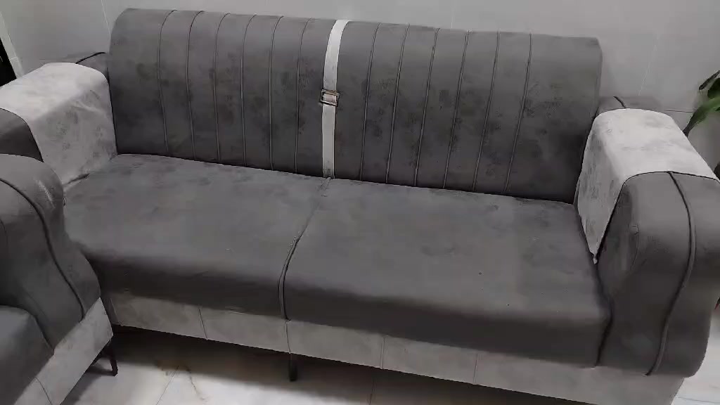 تخم قنفات للبيع
السعر ٣٠٠ وبي مجال
بغداد. العامرية
للاستفسار ***********
