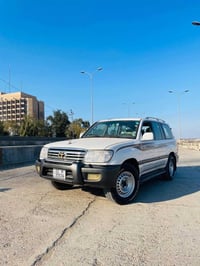 لاندكروز • ٢٠٠١ • رقم بغداد