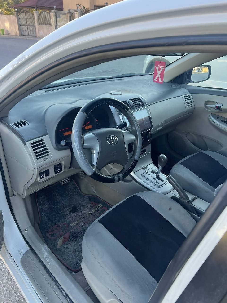 كورله مديل 8 للبيع خليجي بيه صبغ بصيط ابيع صبغ احزام مابيه ضربه مكاني نجف السعر 90 وبيه مجال ***********
