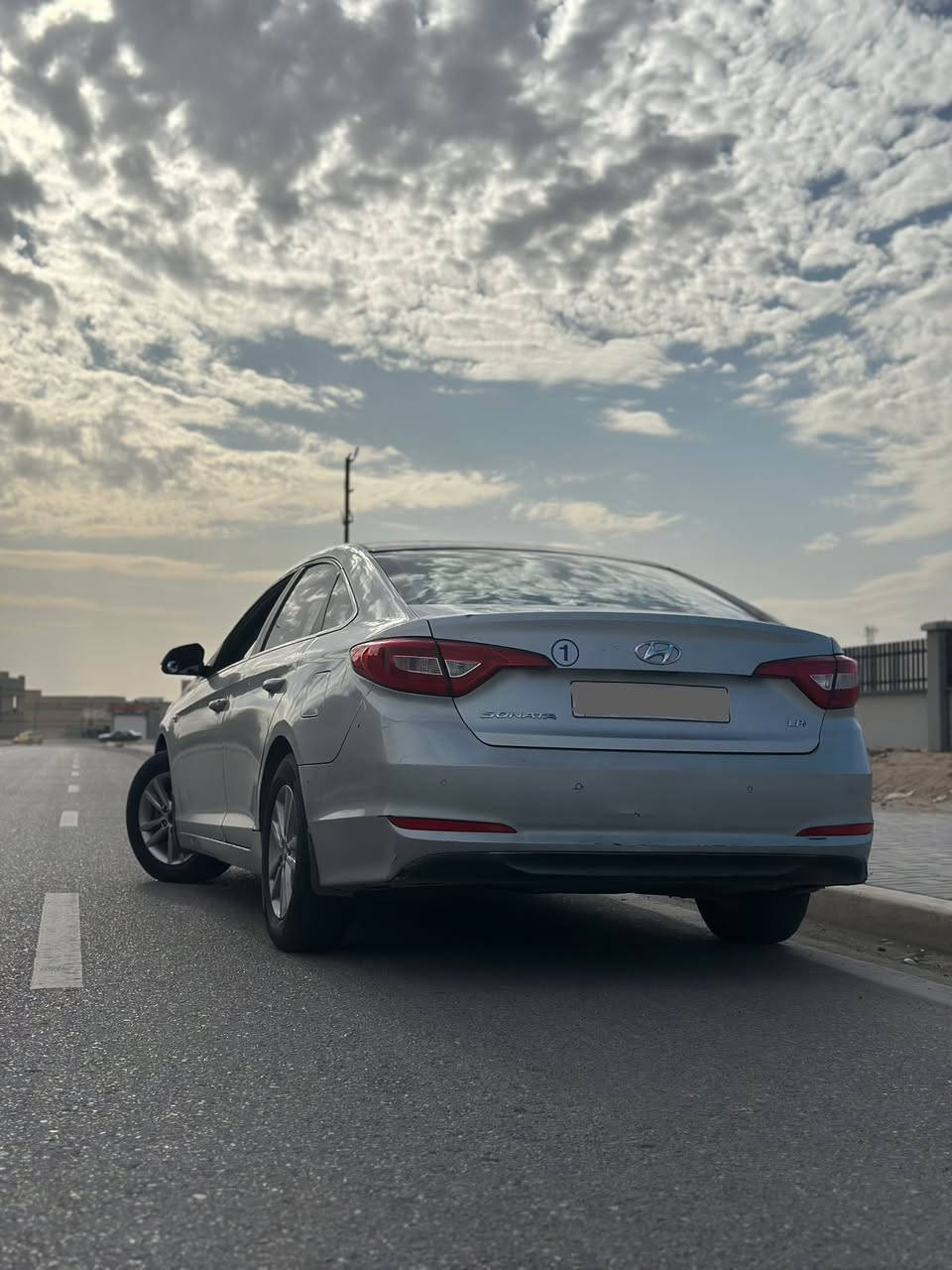 السلام عليكم 

سوناتا ادوات ((كلك)) 2017

متومه شمالي شرط الفحص ودك حاسبه

السياره منضومه غاز خط واحد

السياره بيها كصه قماره فقط وارد كوري

مكانها البصره

السعر 66$ وبيها مجال

***********
