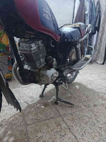 السلام عليكم تايموته للبيع شغاله كله مكاني ناصريه مركز
السعر 250 قفل
***********
