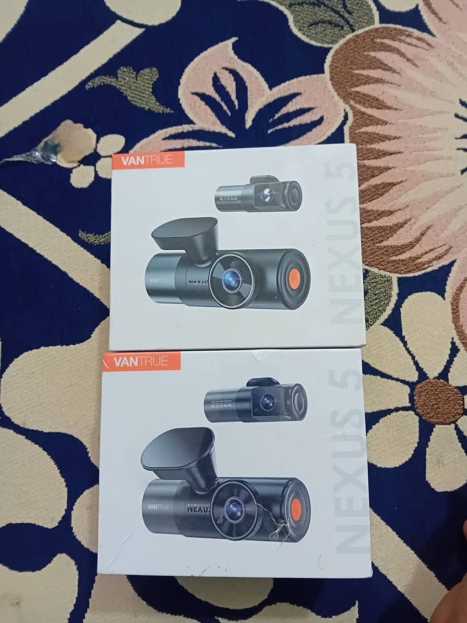 متوفر قطعتين سعر القطعة ٢٥٠ قفل


**إذا كنت صاحب هذا الإعلان وتريد حذفه لأي سبب، رجاءا أرسل رسالة إلى الدعم الفني**